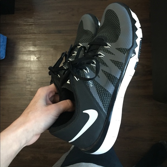 nike flywire training shoes